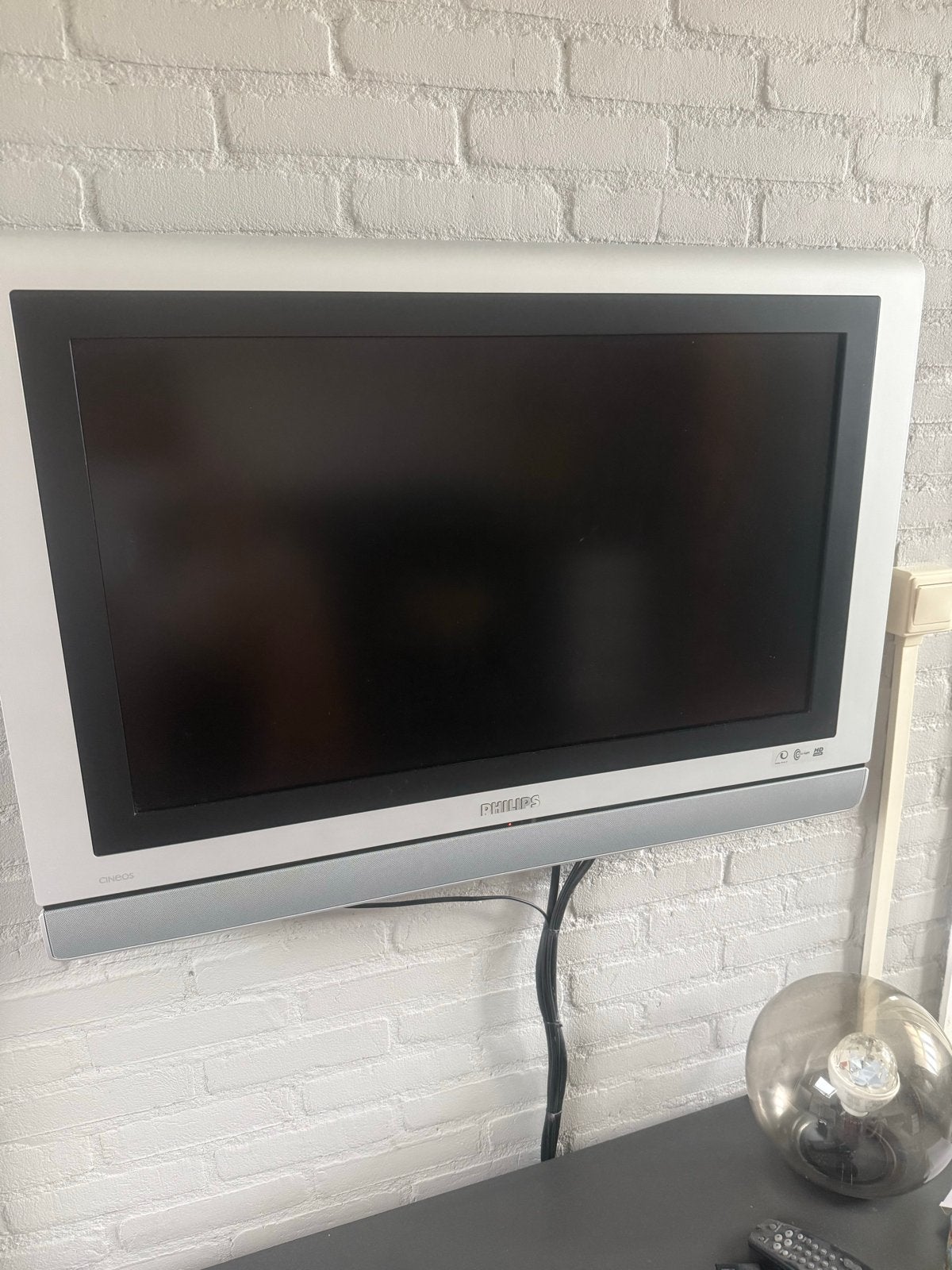 Philips LCD TV met afstandsbediening, Ophalen, Philips, Gebruikt, 50 Hz