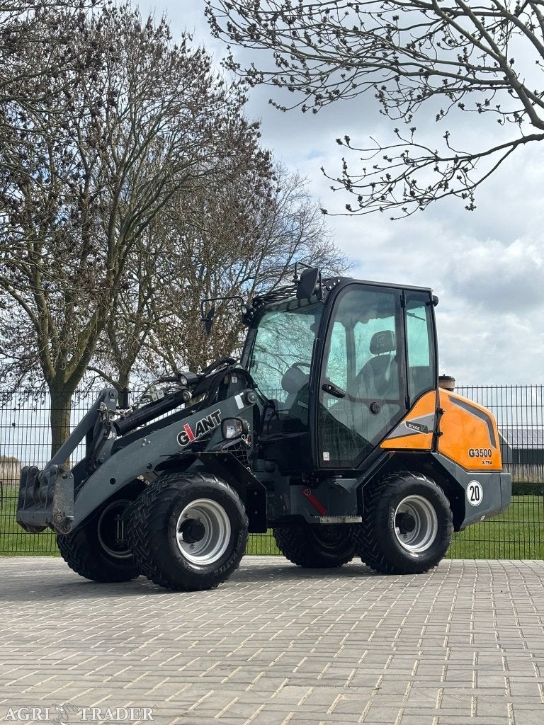 Giant G3500 Extra – Bouwjaar 2023 – slechts 580 uur!, -, Niet opgegeven, Ophalen of Verzenden, Niet opgegeven