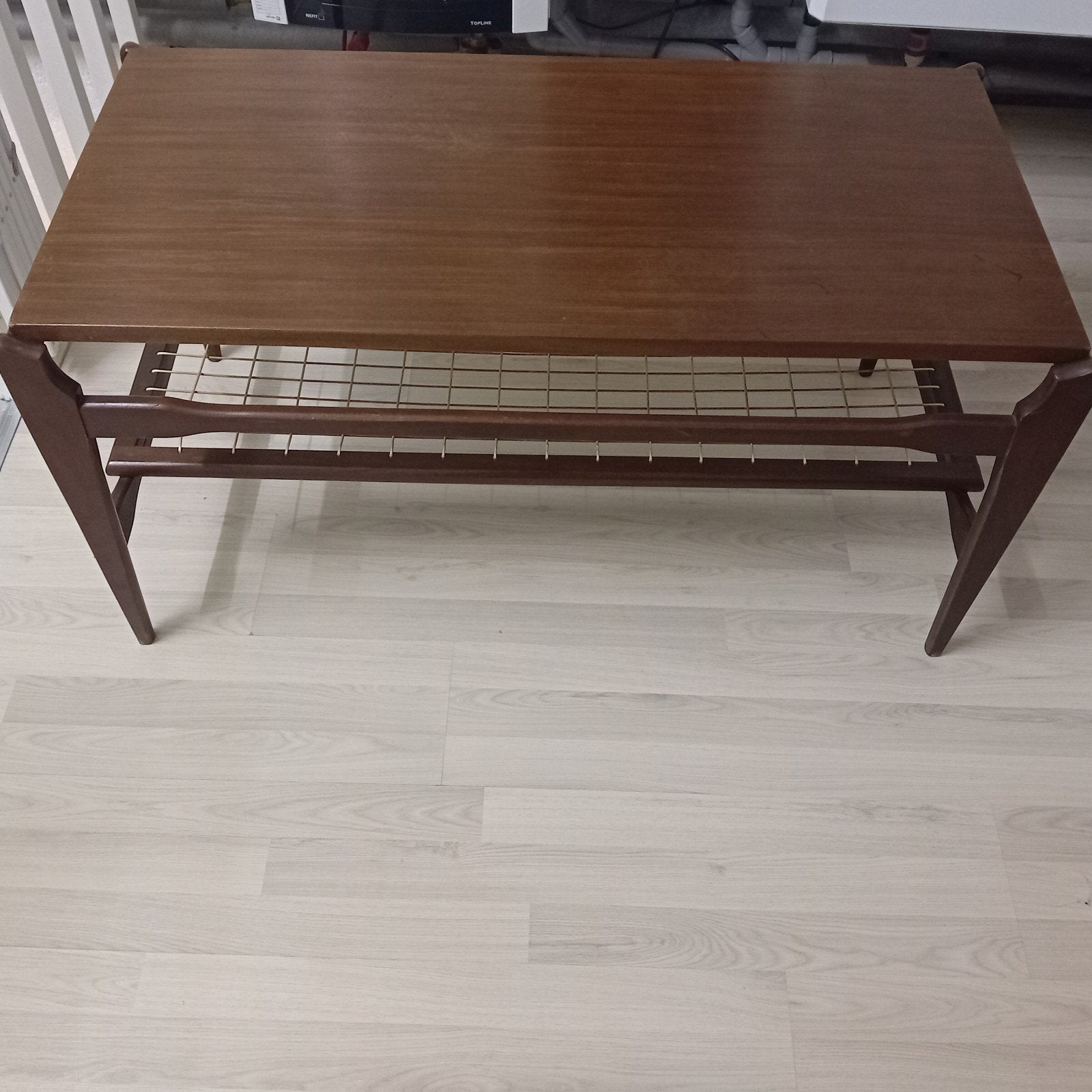 vintage salontafel jaren 60 teak en formica. Omkeerbaar blad, Huis en Inrichting, Ophalen, Minder dan 50 cm, Gebruikt, Teakhout