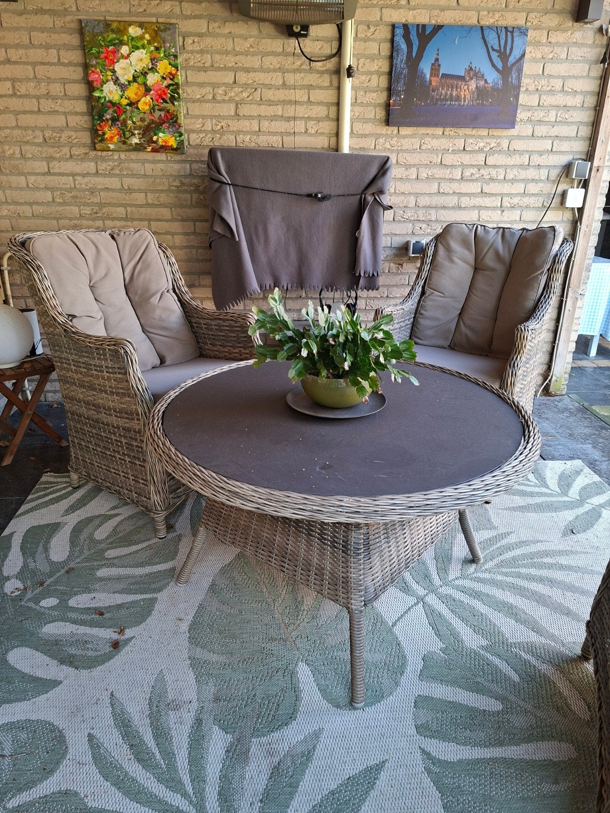 Foto 5 van Wicker tuinset met 4 stoelen en ronde tafel