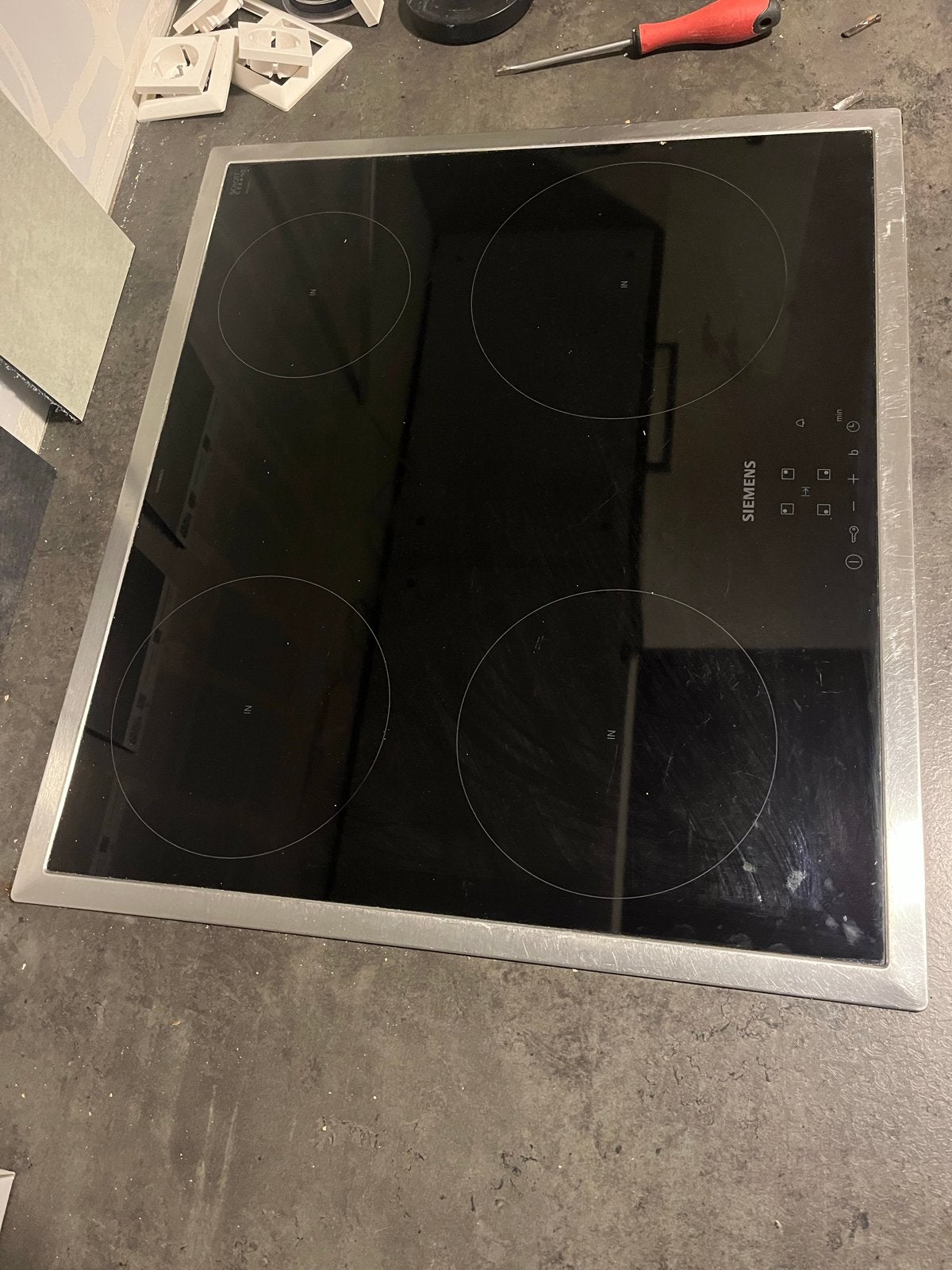 Siemens Inductiekookplaat - 4 zones - Inbouw, Ophalen, Gebruikt, 4 kookzones, Inbouw