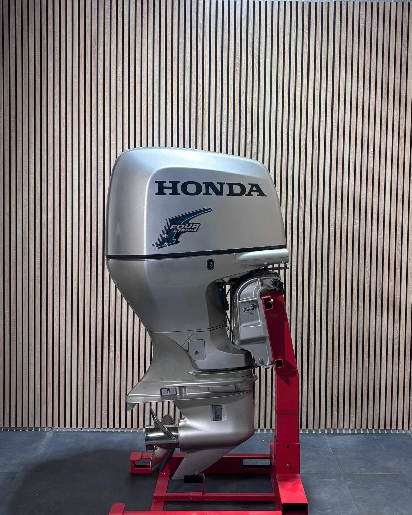 Honda BF200 EFI V6 buitenboordmotor, Niet ingevuld, Viertaktmotor, Niet ingevuld, Zo goed als nieuw