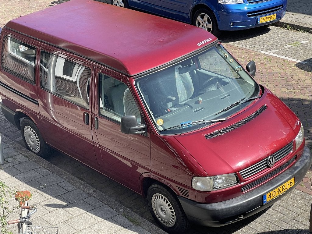 Volkswagen California T4 Camperbus - BENZINE kampeerauto, Auto's, Voorwielaandrijving, Handgeschakeld, Airbags, 1968 cc