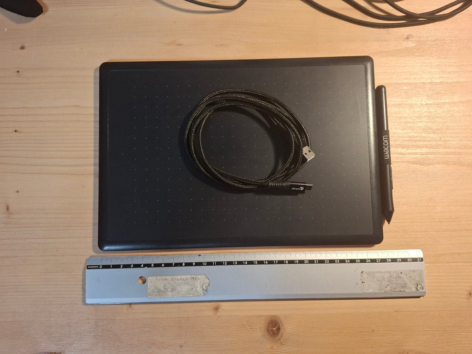 One by Wacom tekentablet, Computers en Software, Ophalen of Verzenden, Gebruikt, Bedraad, Wacom One