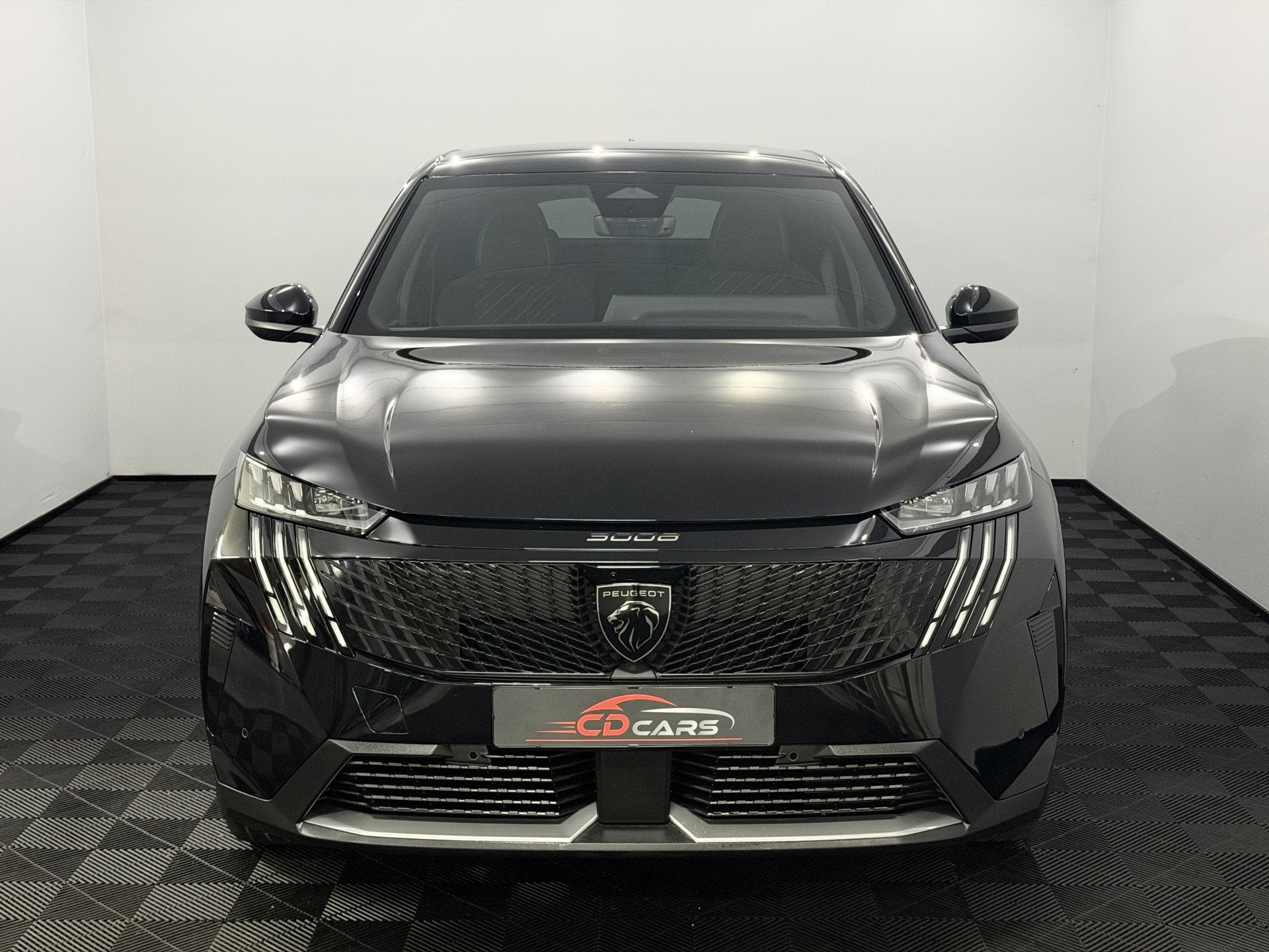 Peugeot 3008 1.2 Hybrid 136 GT 360 Camera, Navi, Half leder/, Gebruikt, 1199 cc, Zwart, Bedrijf