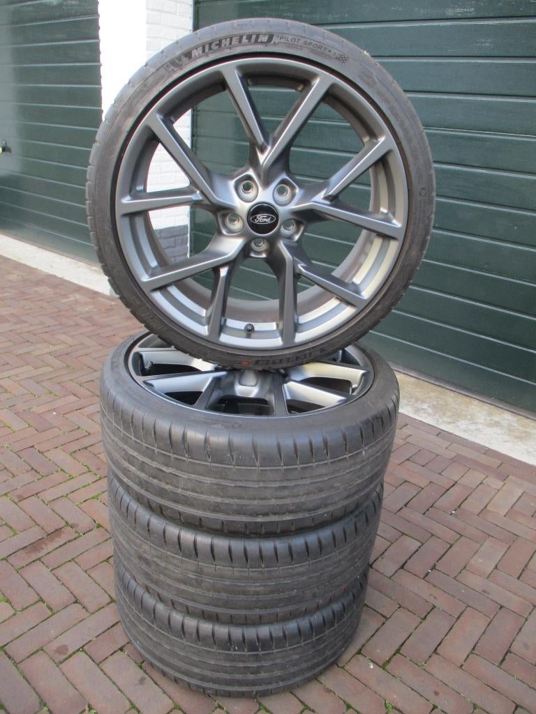 NIEUW Originele Ford Focus 19 inch velgen tpms RS ST, Banden en Velgen, Nieuw, 235 mm, Personenwagen