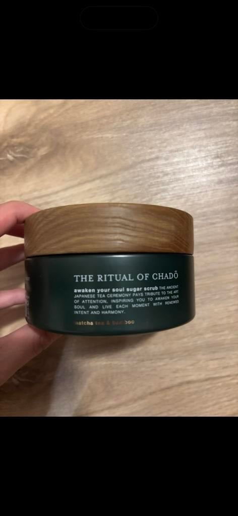 Chado scrub 250gr, Ophalen of Verzenden, Zo goed als nieuw, Gehele gezicht