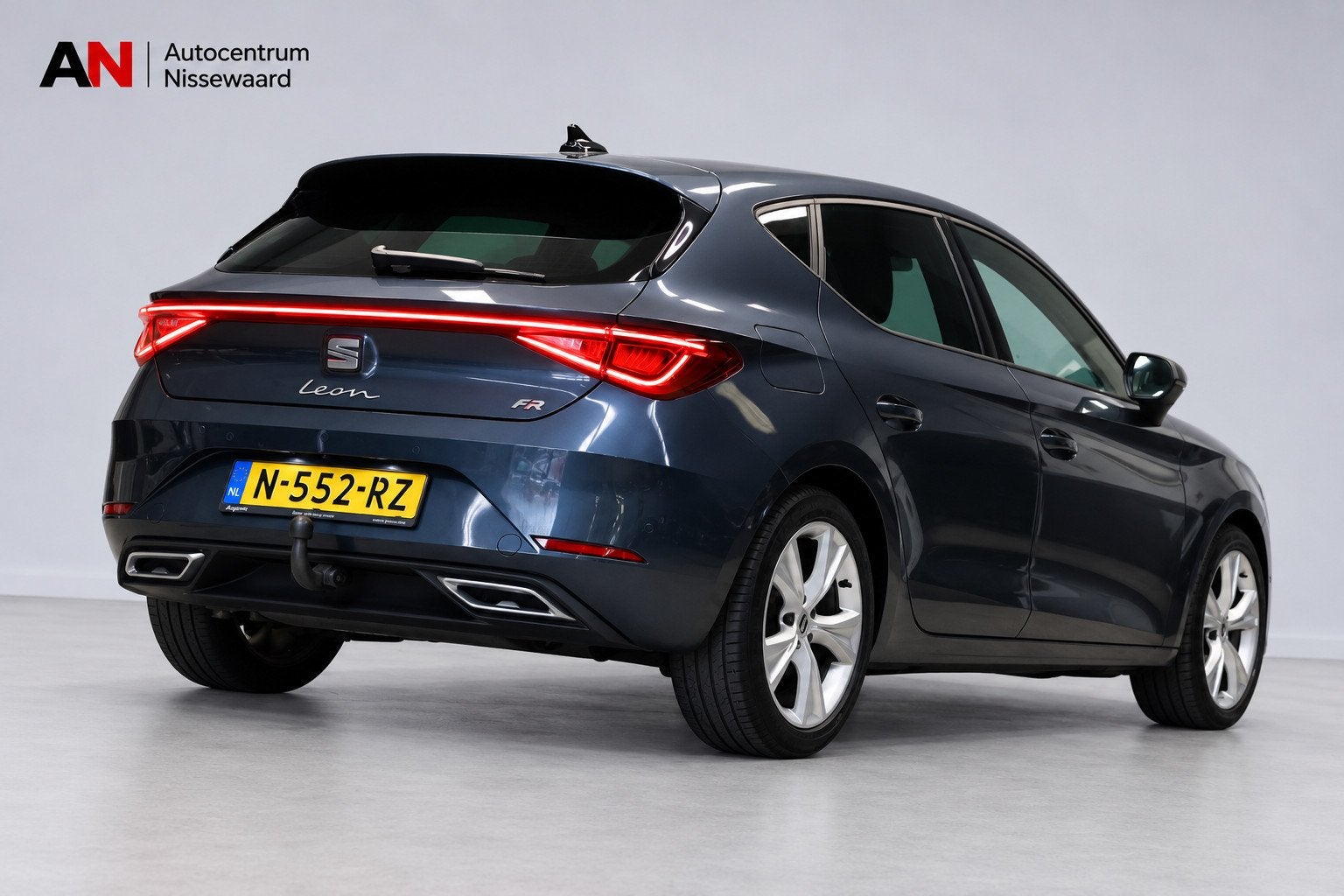 Seat Leon 1.5 eTSI FR Business Intense|Carplay|Stoel-stuurve, Auto's, 1272 kg, 4 cilinders, 150 pk, Leon