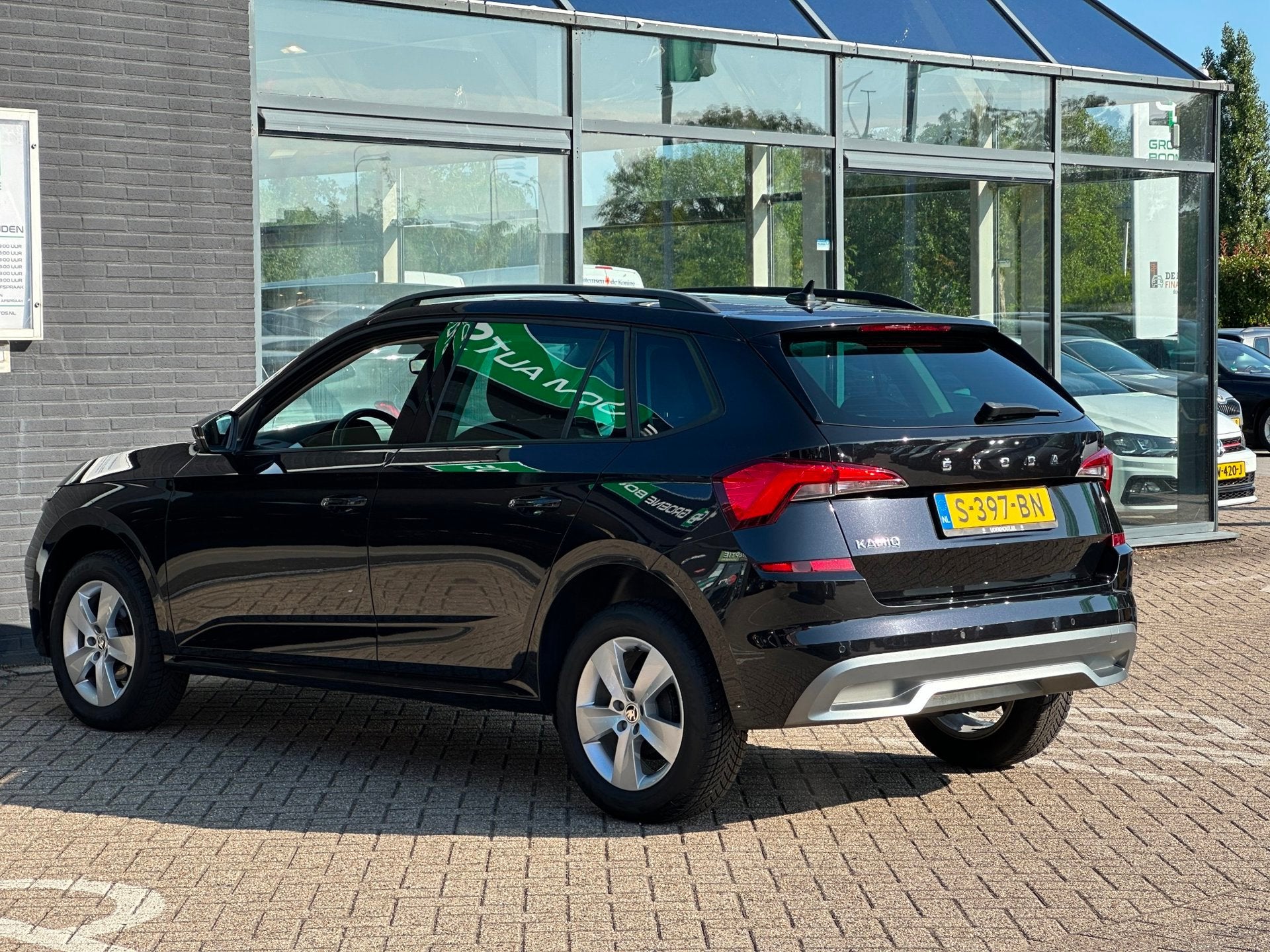 Skoda Kamiq 1.0 TSI Ambition/1STE EIG/APP-CONNECT/PDC/AIRCO/, Auto's, Stof, Gebruikt, Euro 6, 620 kg