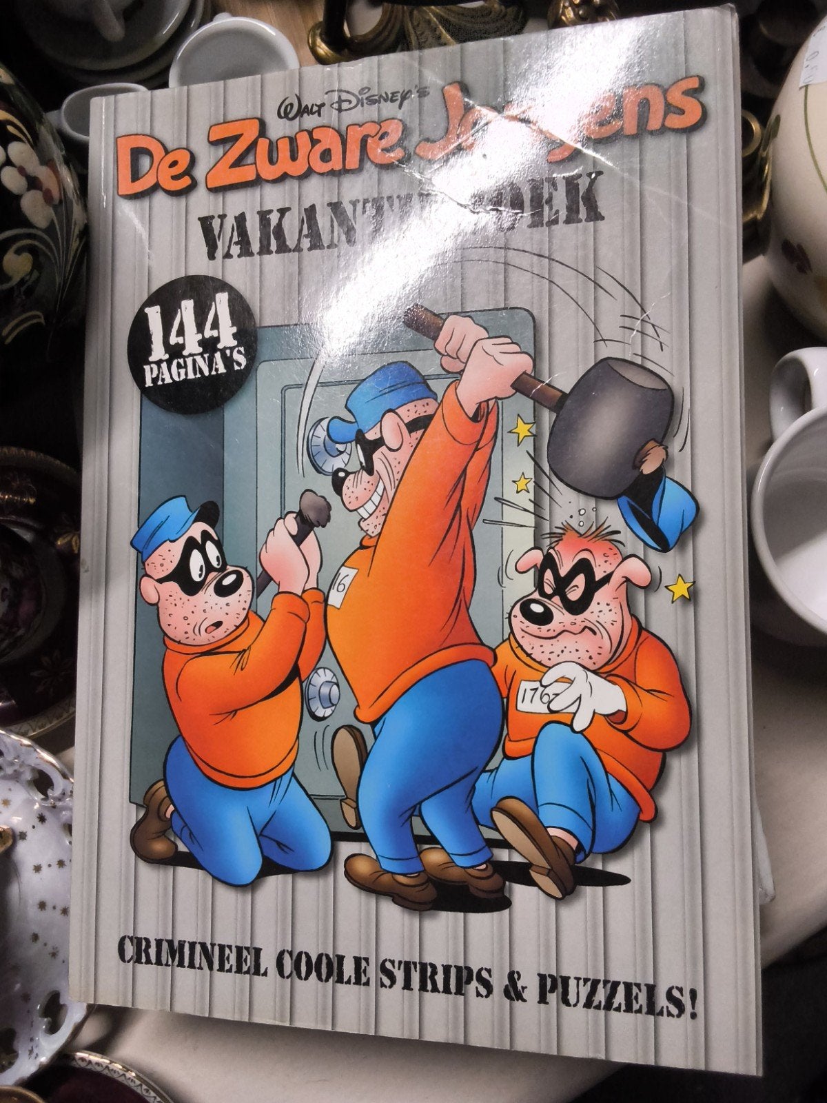 Donald Duck Vakantieboek - De Zware Jongens & Duckstad, Meerdere stripboeken, Ophalen of Verzenden, Gelezen, Walt Disney