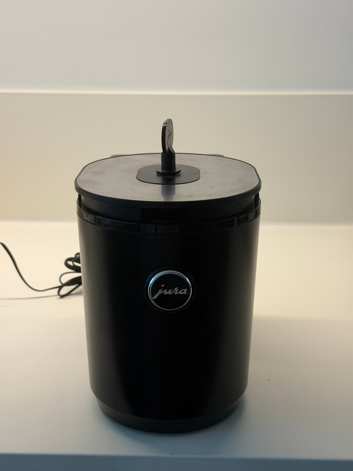 Jura Cool Control melkkoeler 1 liter (zo goed als nieuw), Witgoed en Apparatuur, Koffiemachine-accessoires, Ophalen of Verzenden