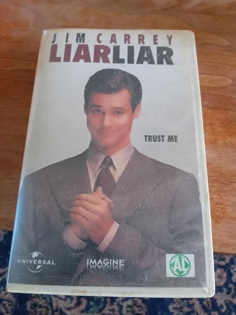 Videoband film  Liar Liar, Alle leeftijden, Ophalen, Gebruikt, Komedie