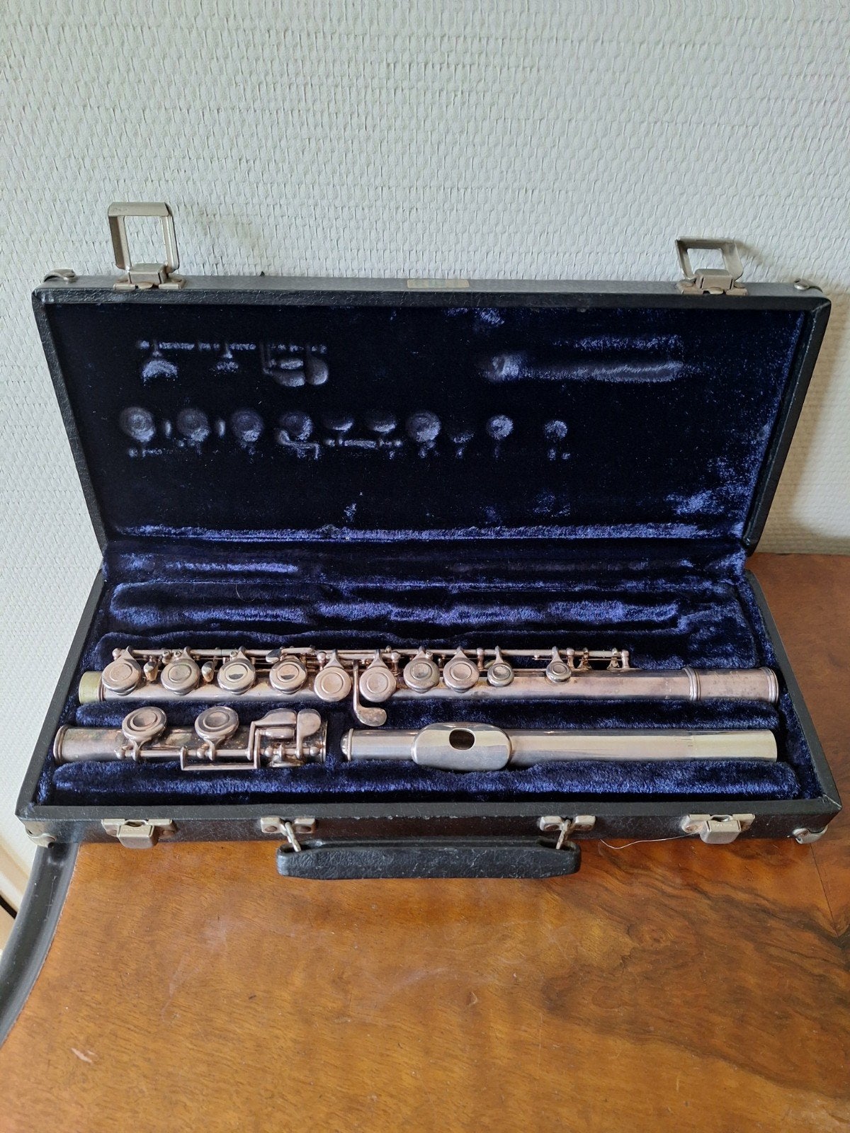 Artley Symphony 77 Dwarsfluit met zilveren kop, Muziek en Instrumenten, Blaasinstrumenten | Dwarsfluiten en Piccolo's, Ophalen of Verzenden