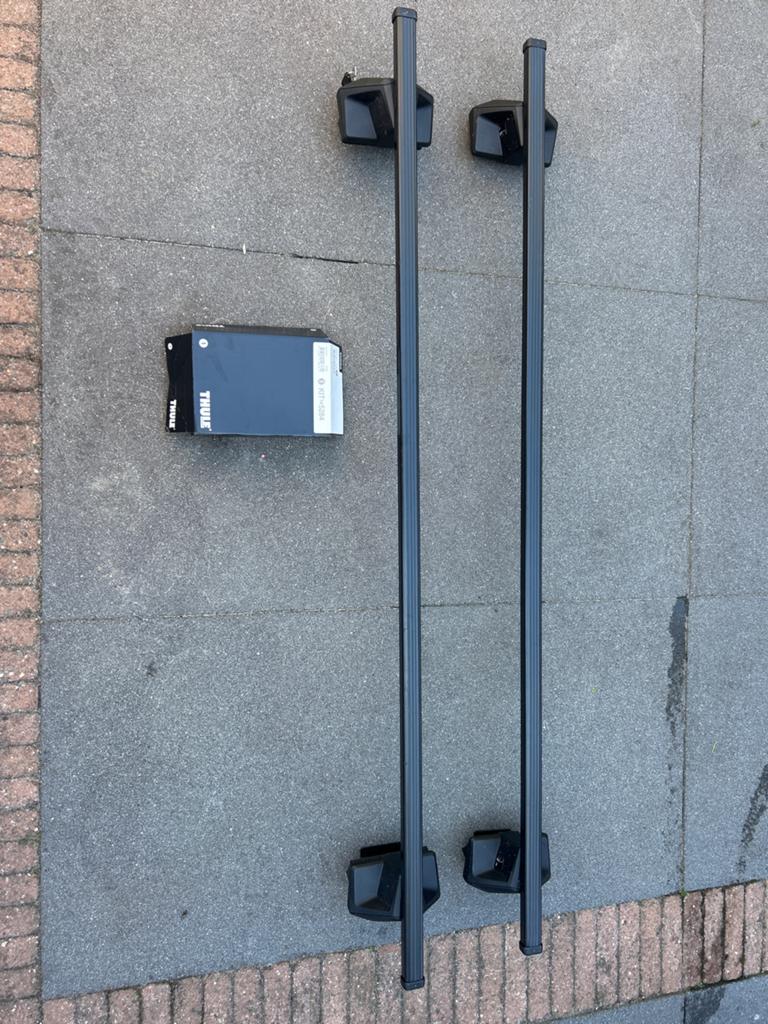 Thule dakdragers Square Evo 150 + kit 5248 Ford Mustang, Auto diversen, Dakdragers, Zo goed als nieuw, Ophalen of Verzenden