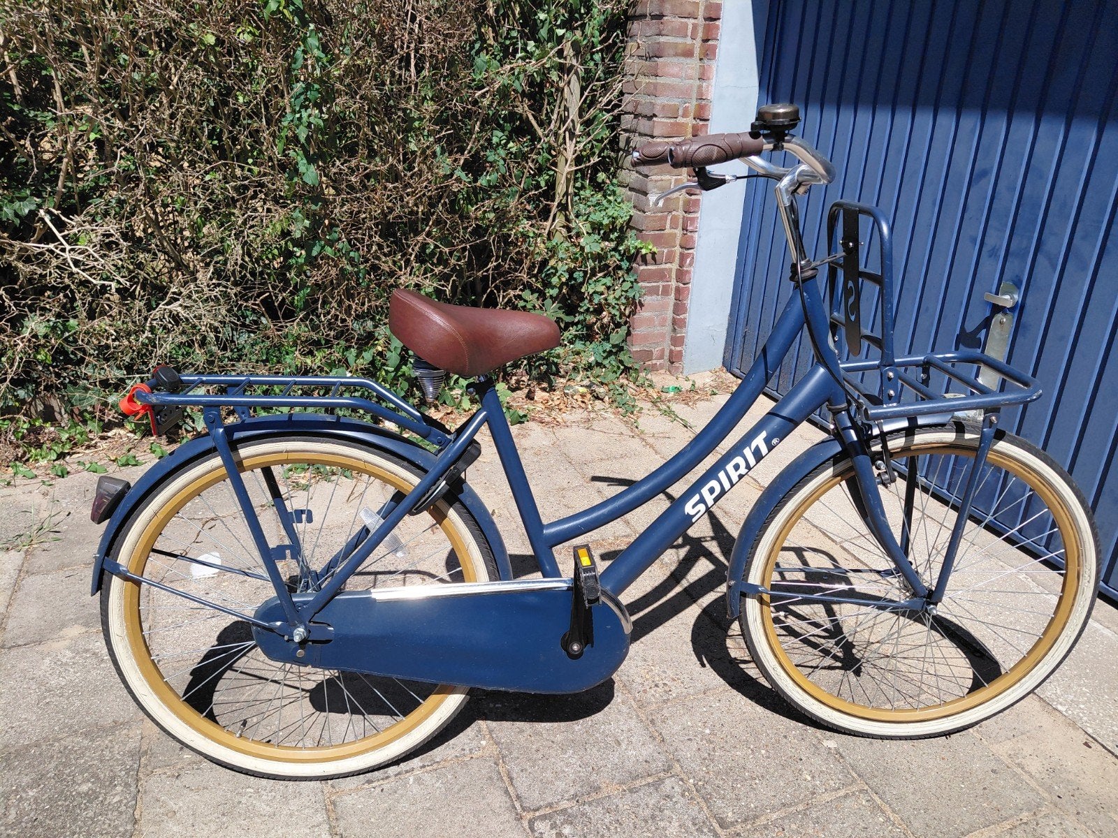 Spirit Cargo Meisjesfiets Jeans-Blauw 26 inch, Fietsen en Brommers, Fietsen | Meisjes, Terugtraprem, Gebruikt, Spirit Cargo, Handrem