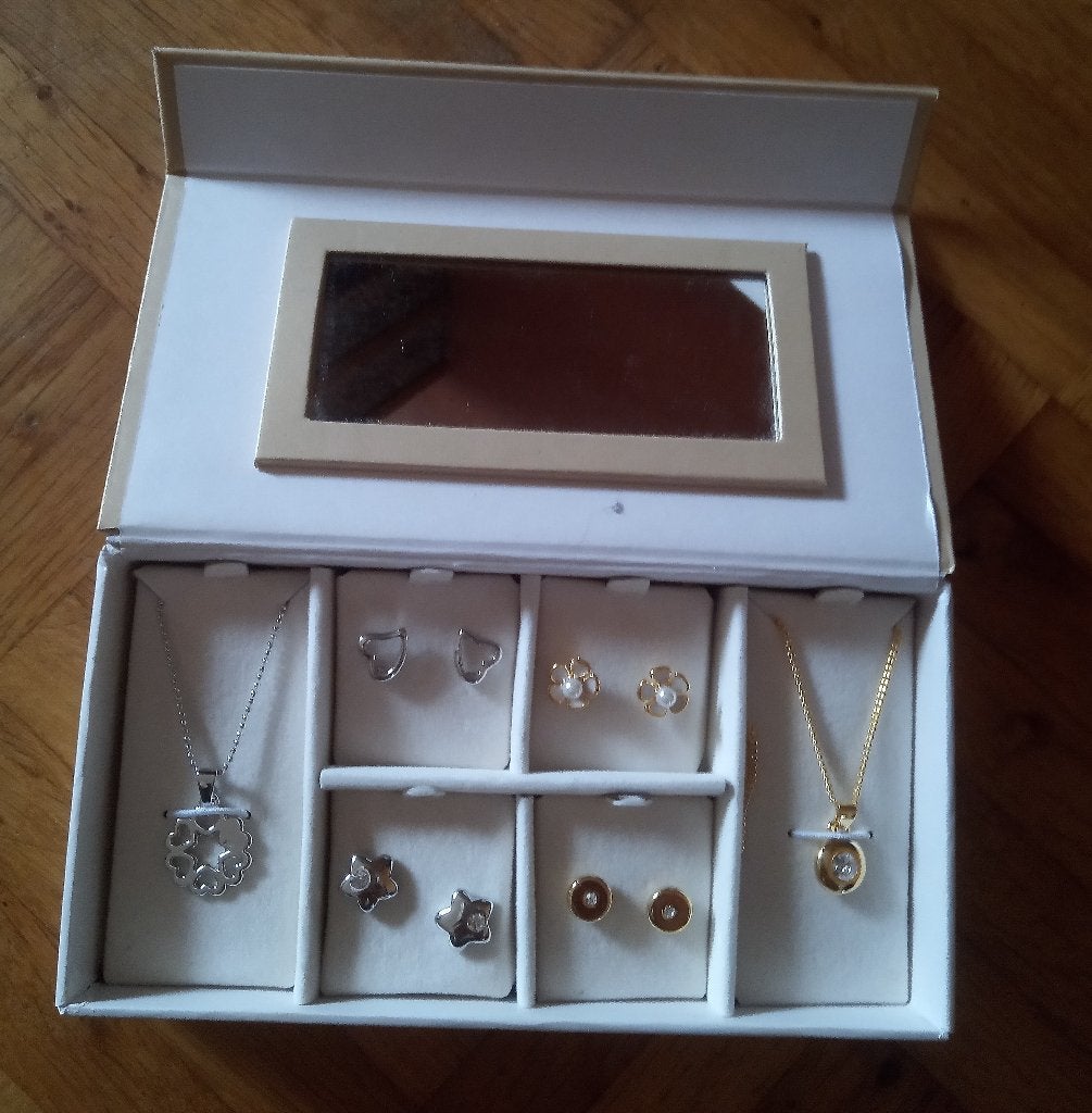 Ketting Oorbel, Ophalen of Verzenden, Nieuw, Goud, Overige materialen