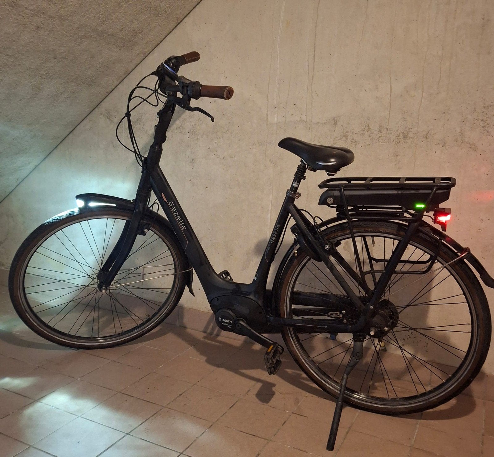 gazelle orange c8, Fietsen en Brommers, Elektrische fietsen, 51 tot 55 cm, Ophalen of Verzenden, Zo goed als nieuw, Gazelle
