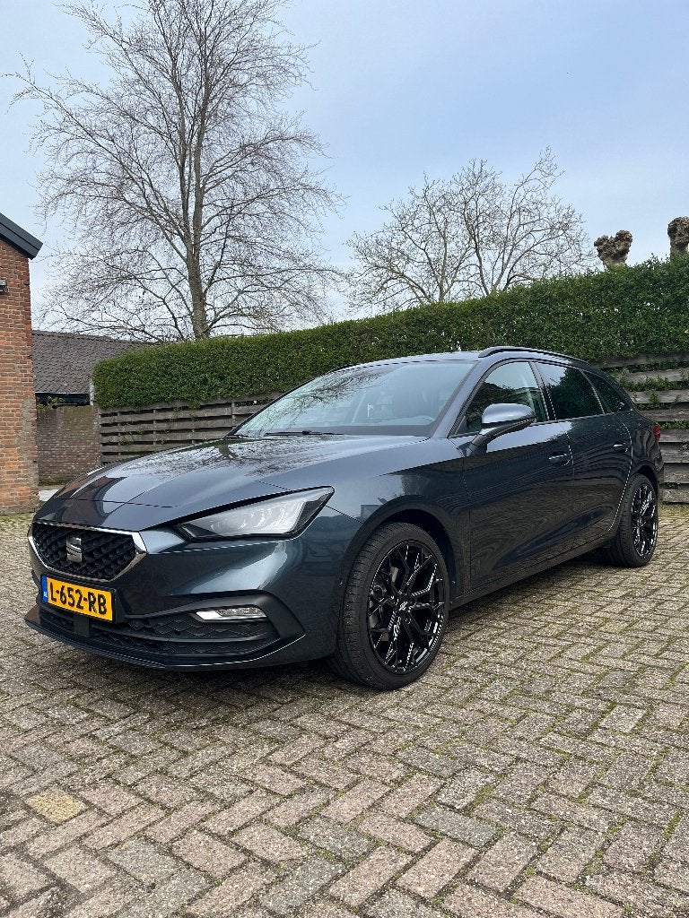 Seat Leon 1.5 TSI 130pk 2021 Grijs, Voorwielaandrijving, Stof, 1498 cc, Leon