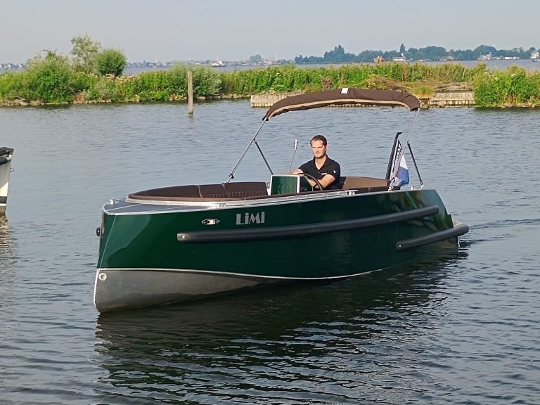 Van Vossen 650 E-Tender (DEMO KORTING), Watersport en Boten, Overige merken, Tender, Overige brandstoffen, Info@verschuurwatersport.nl