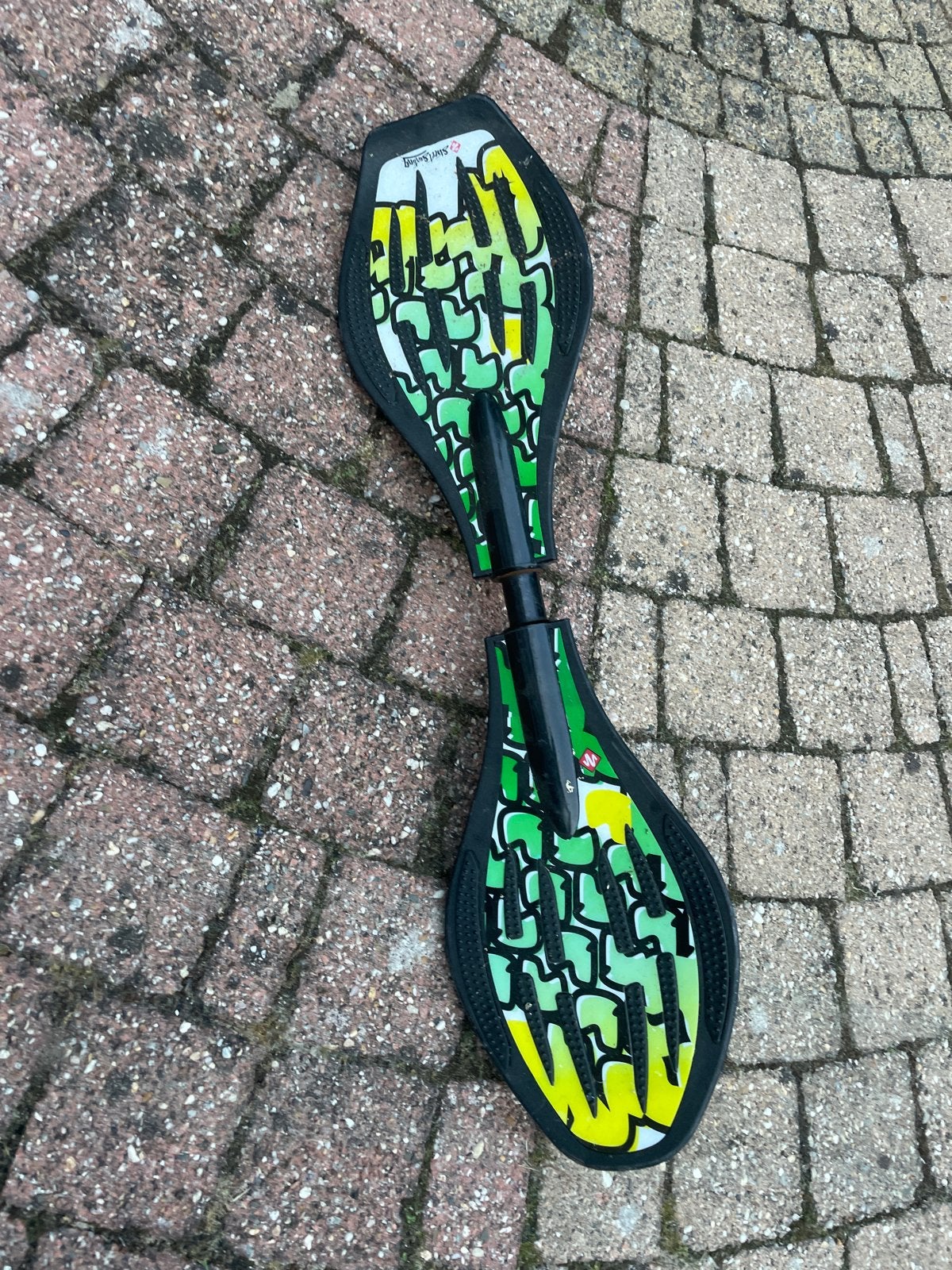 Waveboard - Zo goed als nieuw, Sport en Fitness, Skateboarden, Ophalen, Zo goed als nieuw, Waveboard