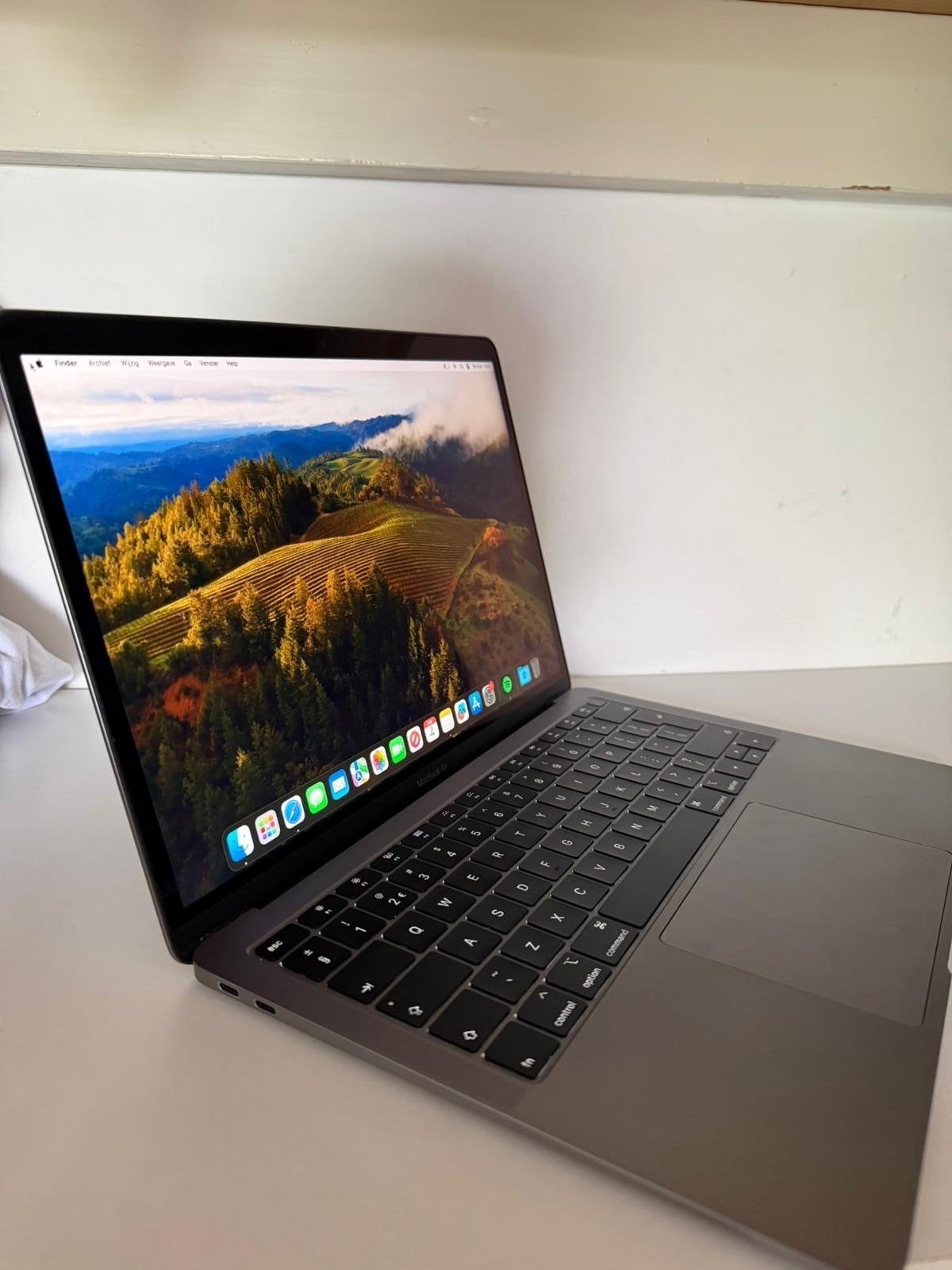 MacBook Air Retina, Computers en Software, Apple Macbooks, 13 inch, Minder dan 2 Ghz, Ophalen of Verzenden, Zo goed als nieuw