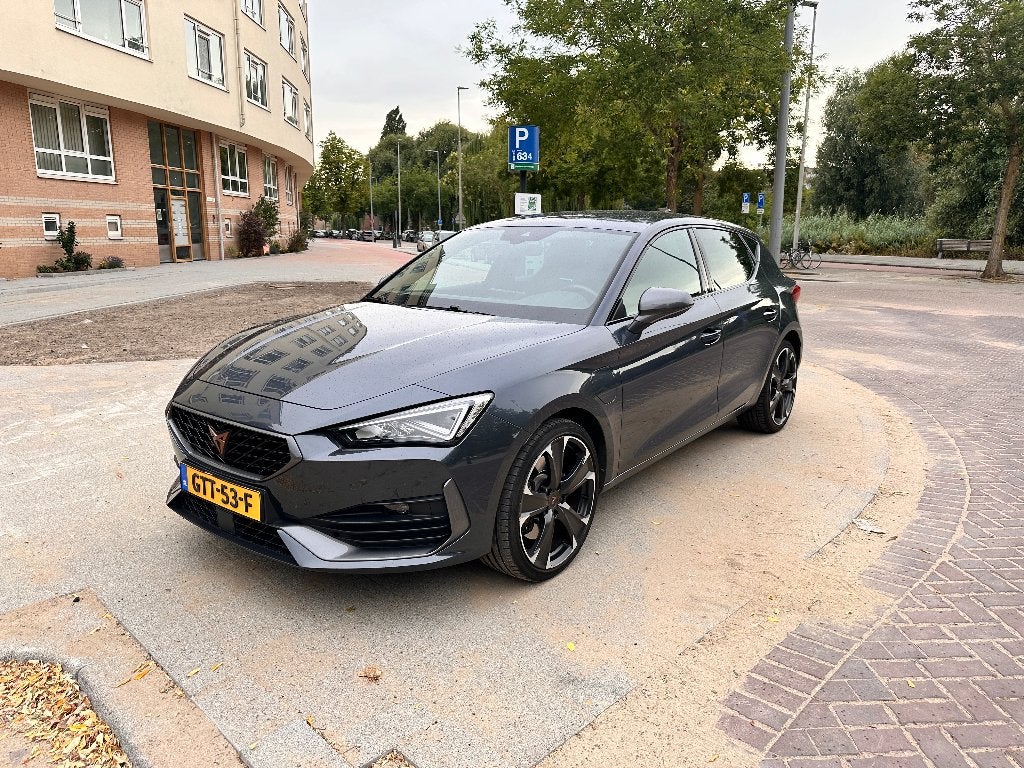 Cupra Leon 1.4 E-hybrid 245pk Dsg-6 2021 DEALER ONDERHOUDEN, 77 km/l, 4 cilinders, Leon, 149 pk