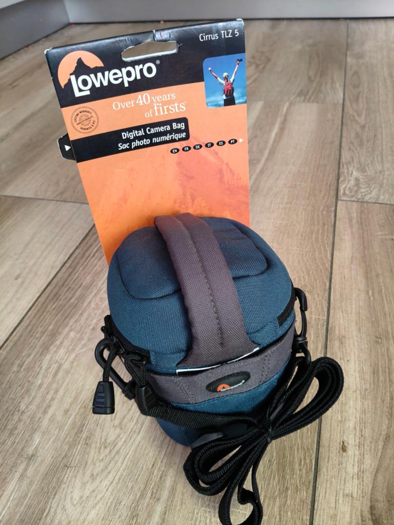 Lowepro Cirrus TLZ 5 Digitale Cameratas Blauw Grijs Zwart, Ophalen of Verzenden, Nieuw, Overige typen, Lowepro