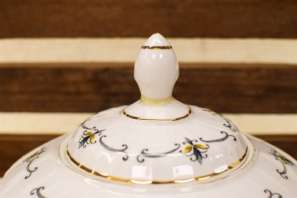 Sheltonnan China porseleinen theepot 49042, Gebruikt, Ophalen of Verzenden, Bord(en), Overige stijlen