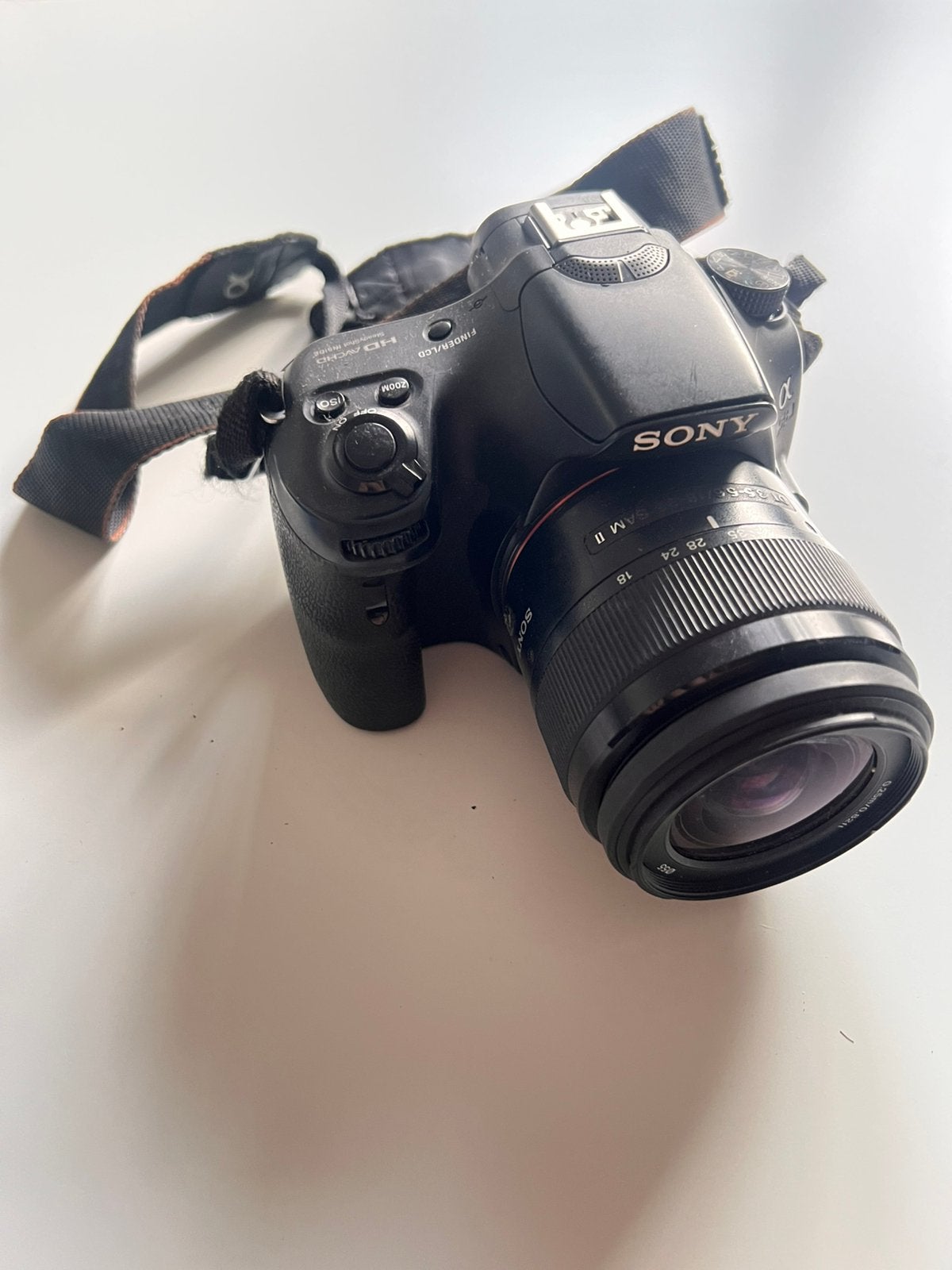 Sony SLT-A58 camera, lens 18-55mm + accu+lader+4GB SD kaart, Audio, Tv en Foto, Gebruikt, Spiegelreflex, Accu, 4 t/m 7 keer