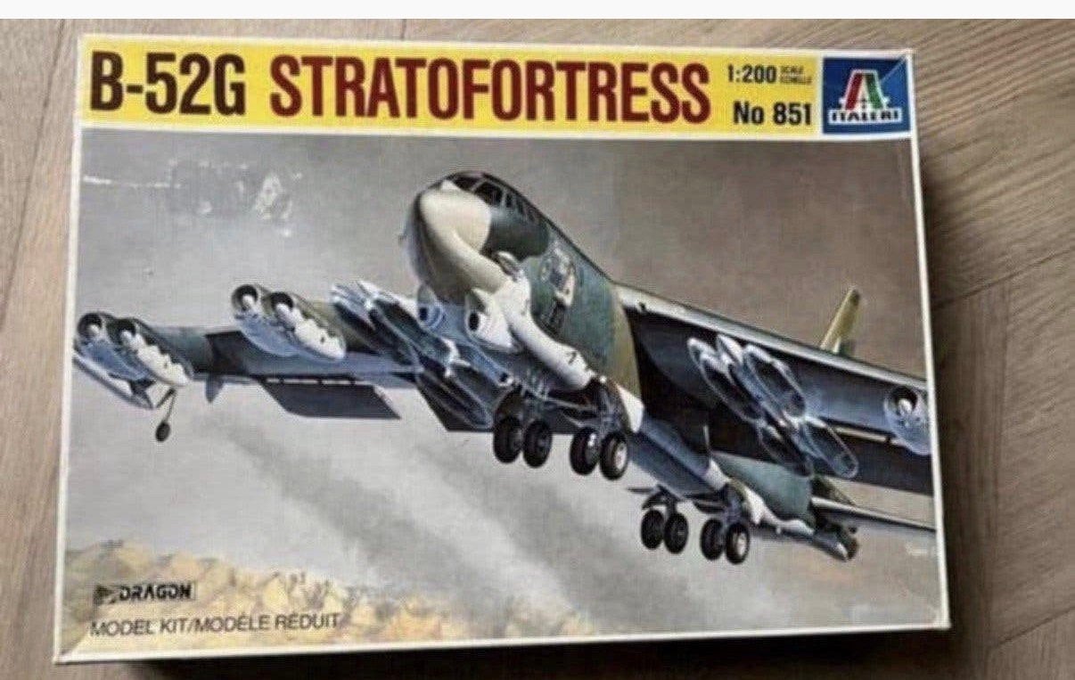 Italeri 851 B-52G Stratofortress 1:200 NIEUW, 1:72 tot 1:144, Italeri, Nieuw, Ophalen of Verzenden