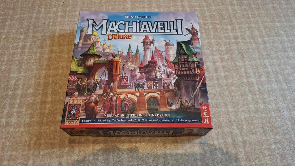 Machiavelli Deluxe Bordspel - Strategisch Kaartspel, Vijf spelers of meer, Ophalen of Verzenden, Zo goed als nieuw, 999 Games