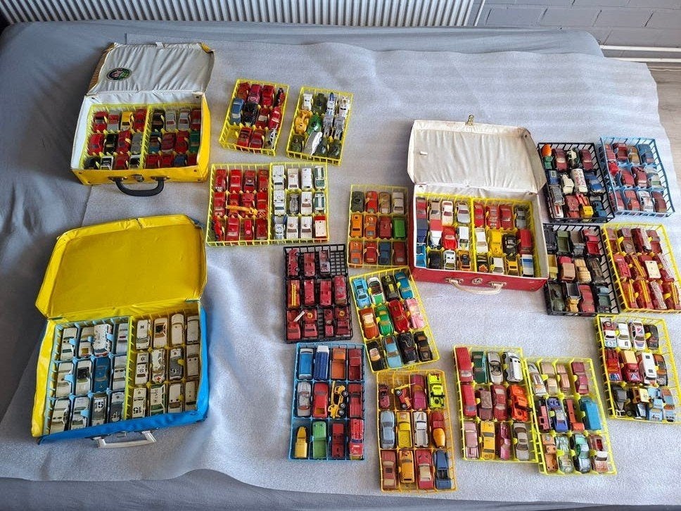 264 modelauto's: Matchbox, Siku en meer - Grote collectie, Ophalen, Gebruikt
