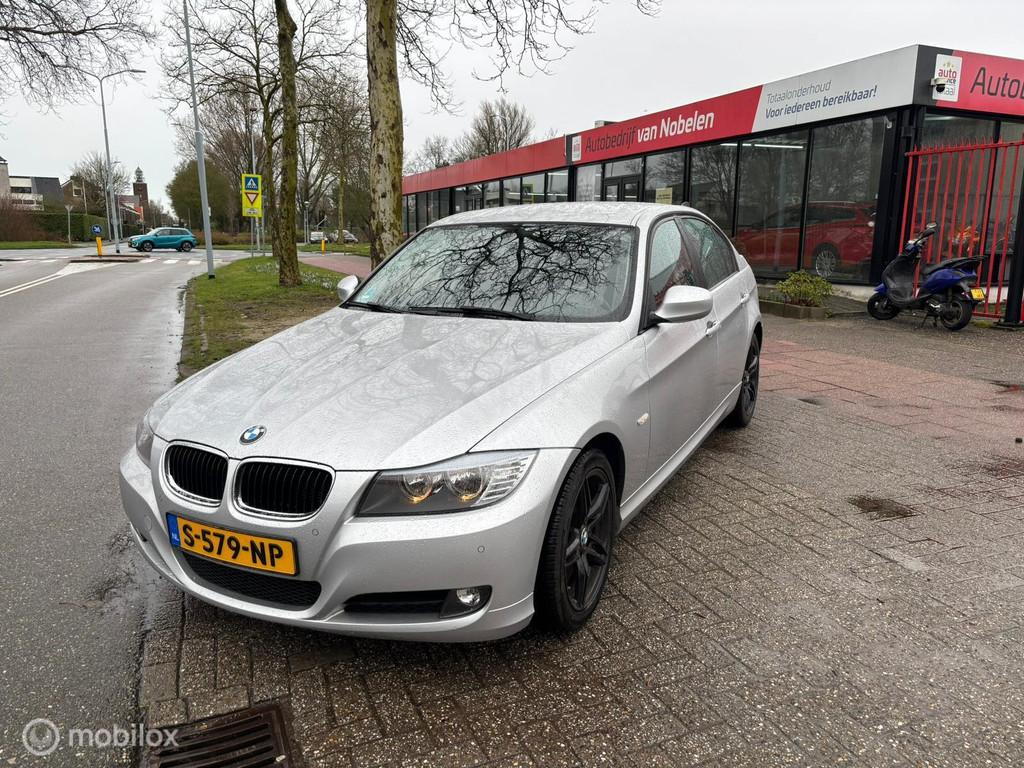 BMW 3-serie 318i|NETTE AUTO|AIRCO|PDC, Auto's, Euro 5, Achterwielaandrijving, Startonderbreker, Bedrijf