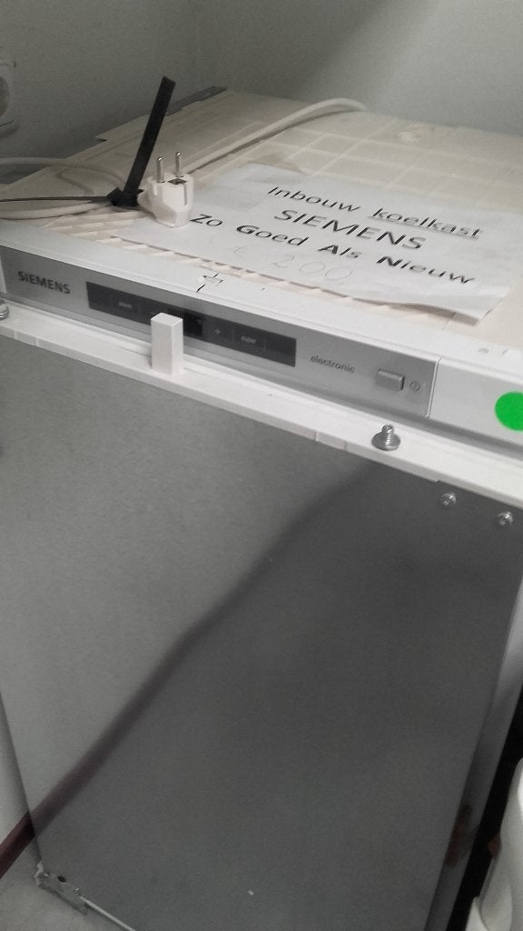 Inbouw koelkast Siemens, Zonder vriesvak, 200 liter of meer, Zo goed als nieuw, 45 tot 60 cm