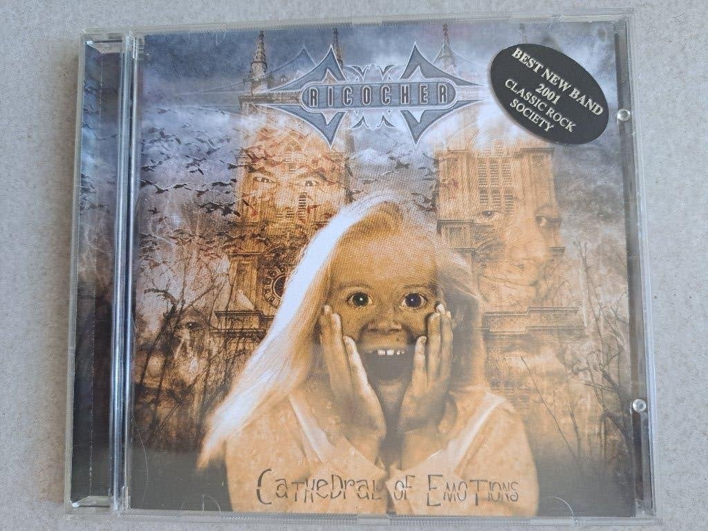 Ricochet CD – Cathedral of Emotions (2002) Gesigneerd, Ophalen of Verzenden, Gebruikt, Progressive Rock