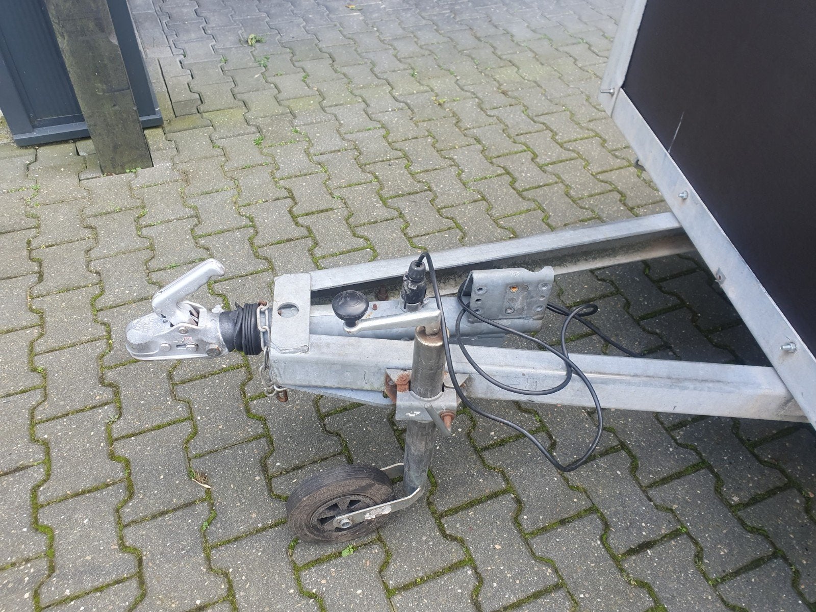 Rowe enkelas 3 x130 gegalvaniseerd  750kg Ongeremd 750euro, Ophalen of Verzenden