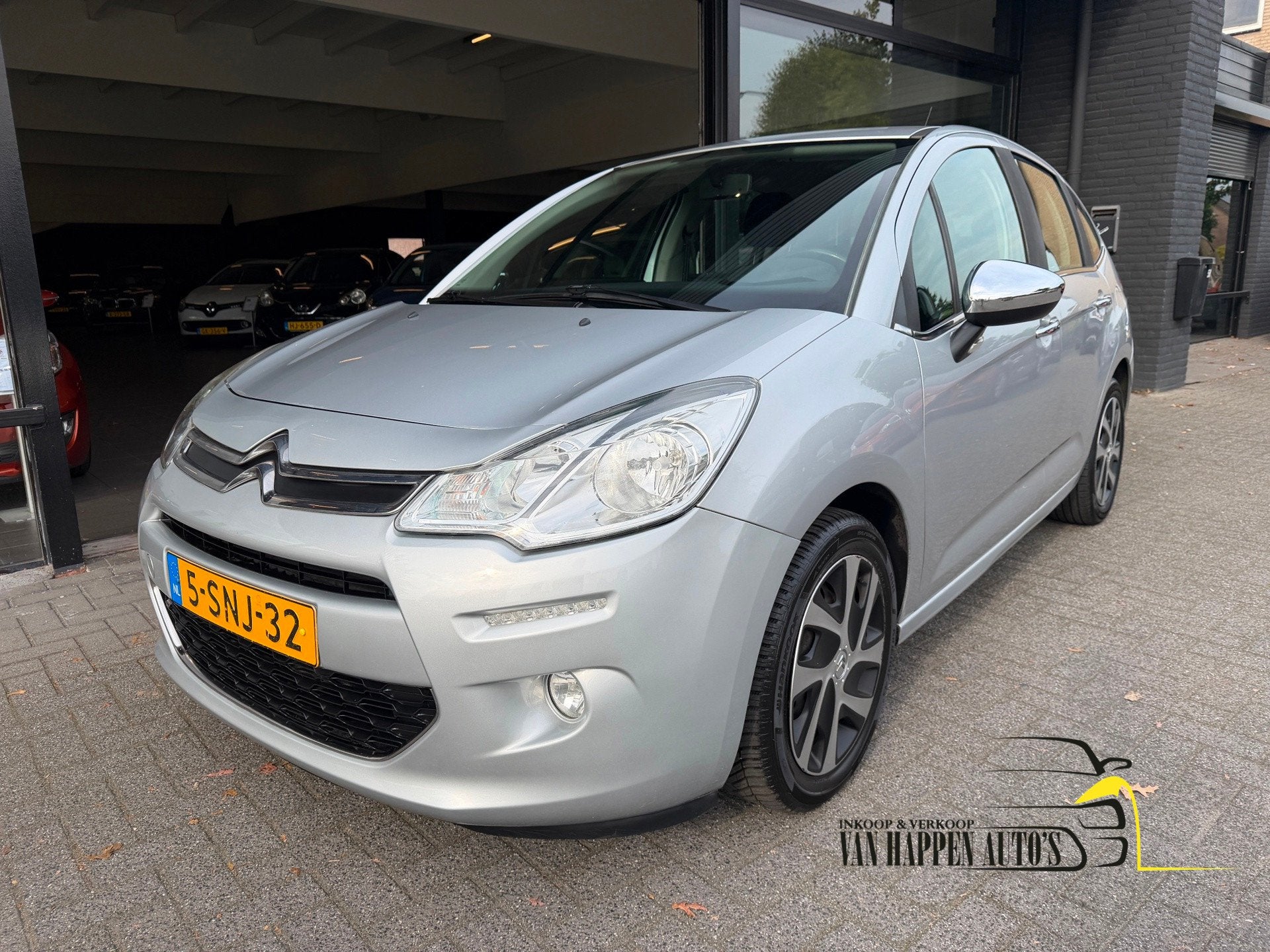 Citroen C3 1.2 VTi Collection, Auto's, Voorwielaandrijving, Euro 5, Gebruikt, 31 €/maand