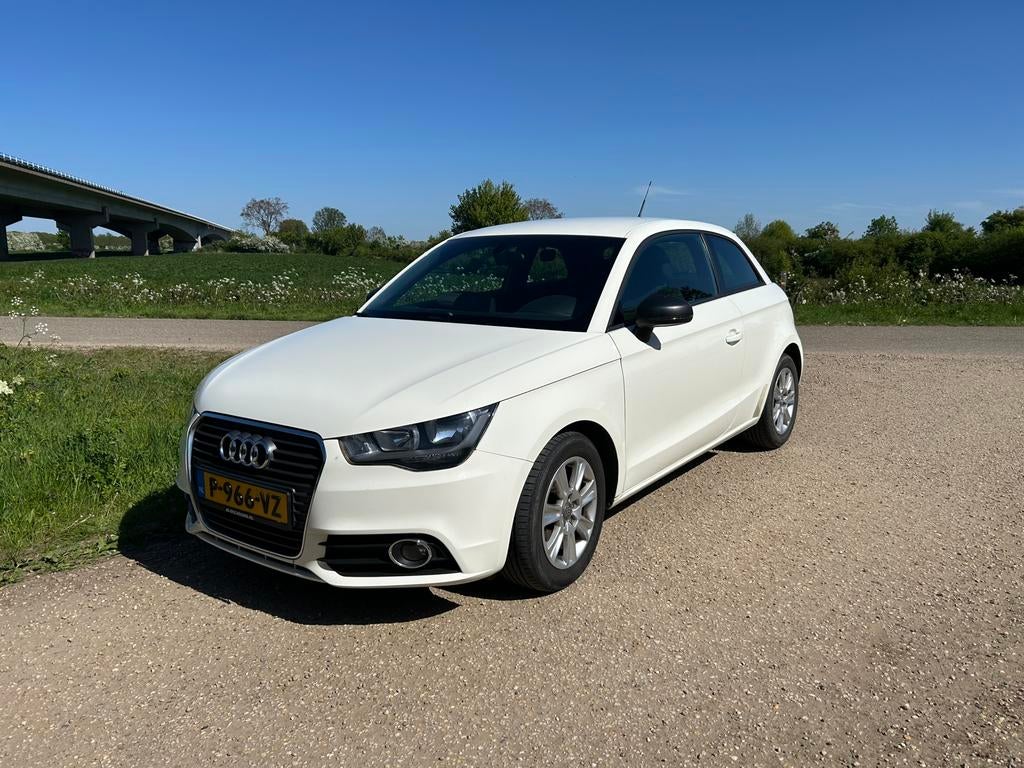 Audi A1 1.2 TFSI - wit, Auto's, Audi, Particulier, A1, Benzine, A, Hatchback, Handgeschakeld, Geïmporteerd, Wit, Voorwielaandrijving
