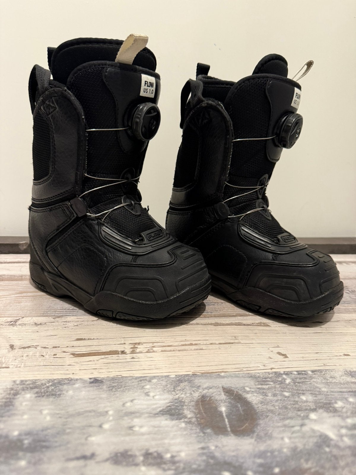 Flow snowboardschoen maat 32 met BOA sluiting, Ophalen of Verzenden, Zo goed als nieuw, Schoenen