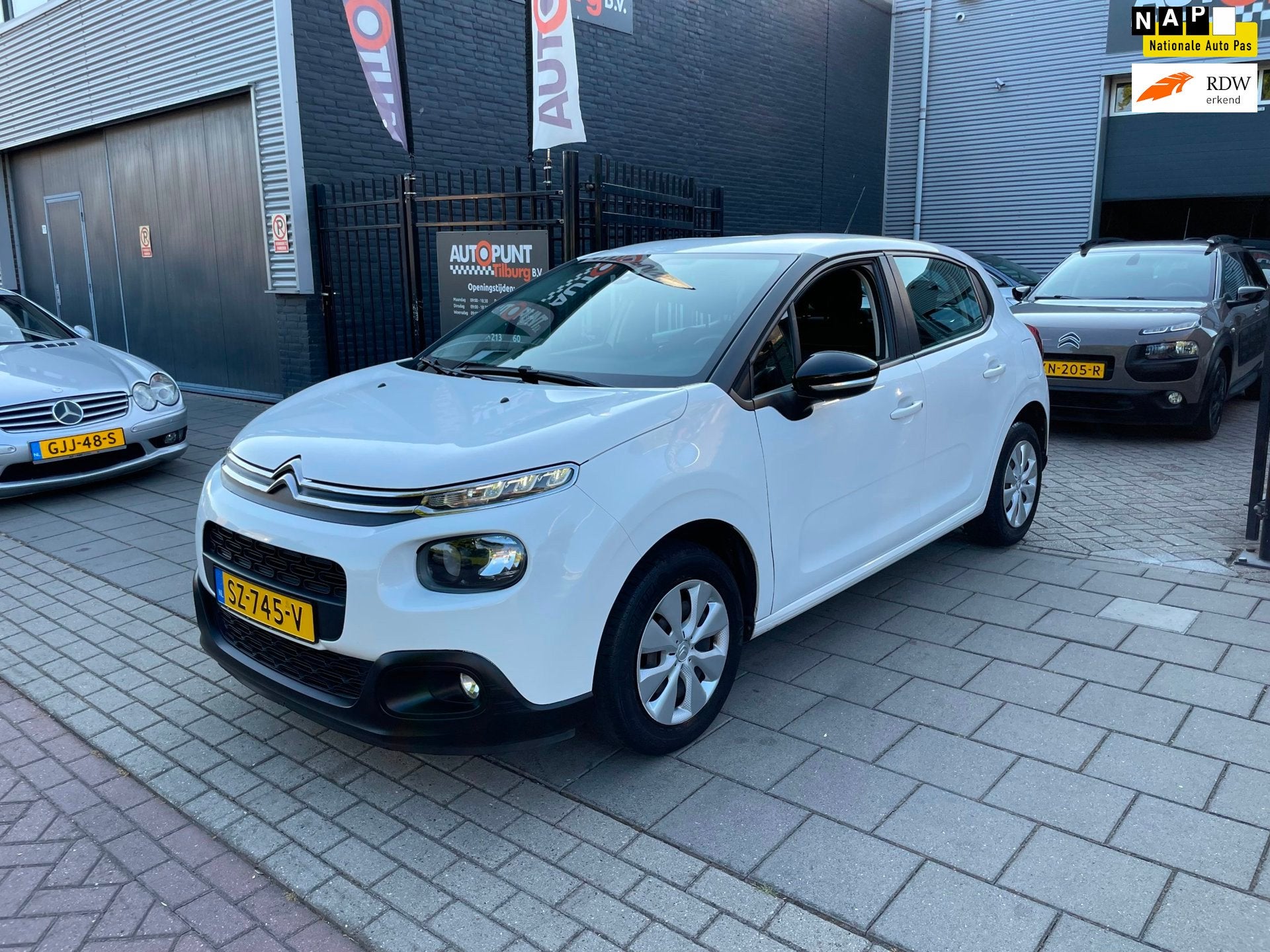 Citroen C3 1.2 PureTech Feel 105g 2e Eigenaar! Airco NAP APK, Auto's, Voorwielaandrijving, 450 kg, Euro 6, 82 pk