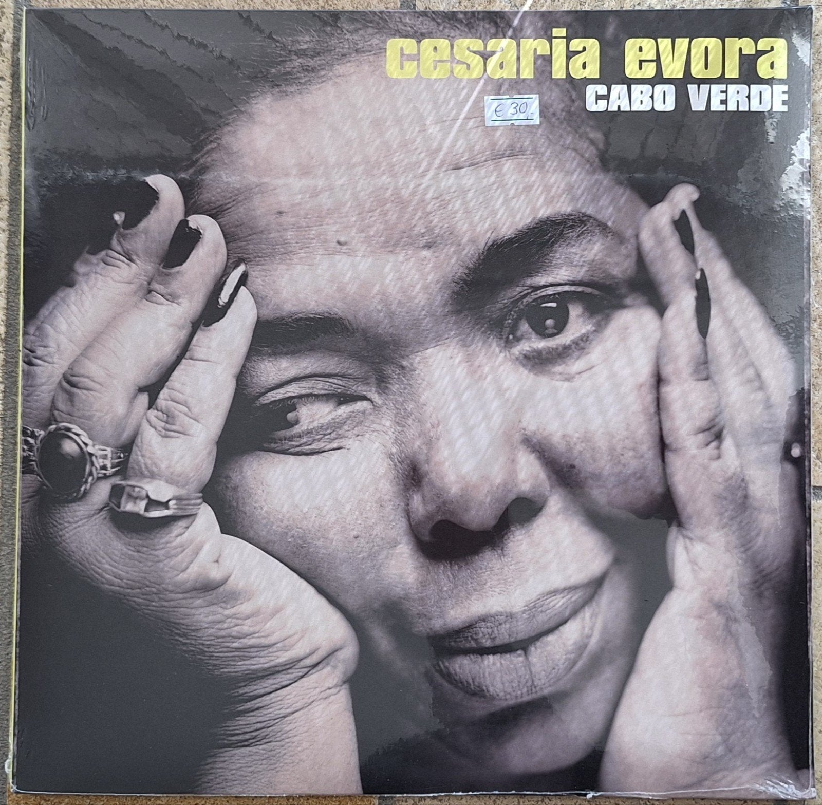 Cesaria Evora - Cabo Verde (2-LP), Dubbel-LP, Ophalen of Verzenden, 12 inch, Dubbel-LP