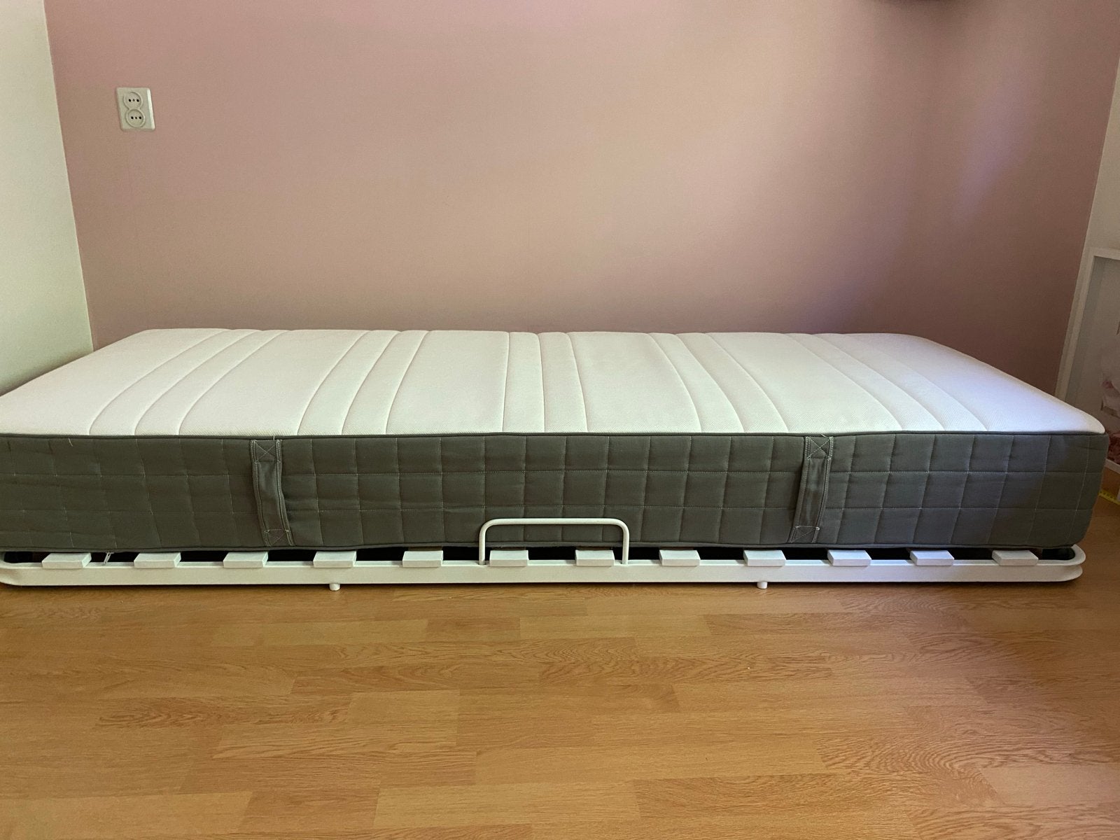 Wit Onderbed met lattenbodem op wieltjes (198x93x19,5 cm), Ophalen, Gebruikt, 90 cm, Eenpersoons