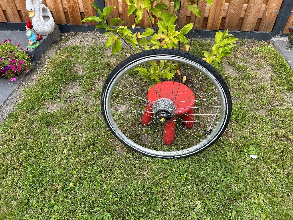 tk:Achterwiel 28 inch 8 NEXUS versnellingen rollerbrakes, Wiel, Gebruikt, Ophalen of Verzenden, Shimano Nexus 8 versnellingen