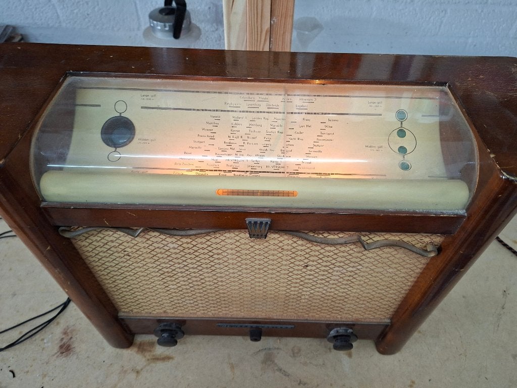 zeer oude mooie aparte buizen radio werkend, Ophalen of Verzenden