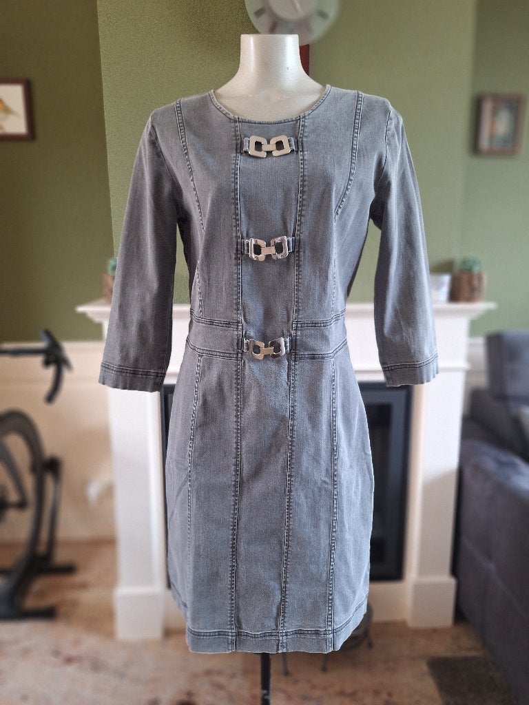 Caroline Biss grijze spijker jurk 42, Kleding | Dames, Jurken, Verzenden, Maat 42/44 (L), Zo goed als nieuw, Knielengte