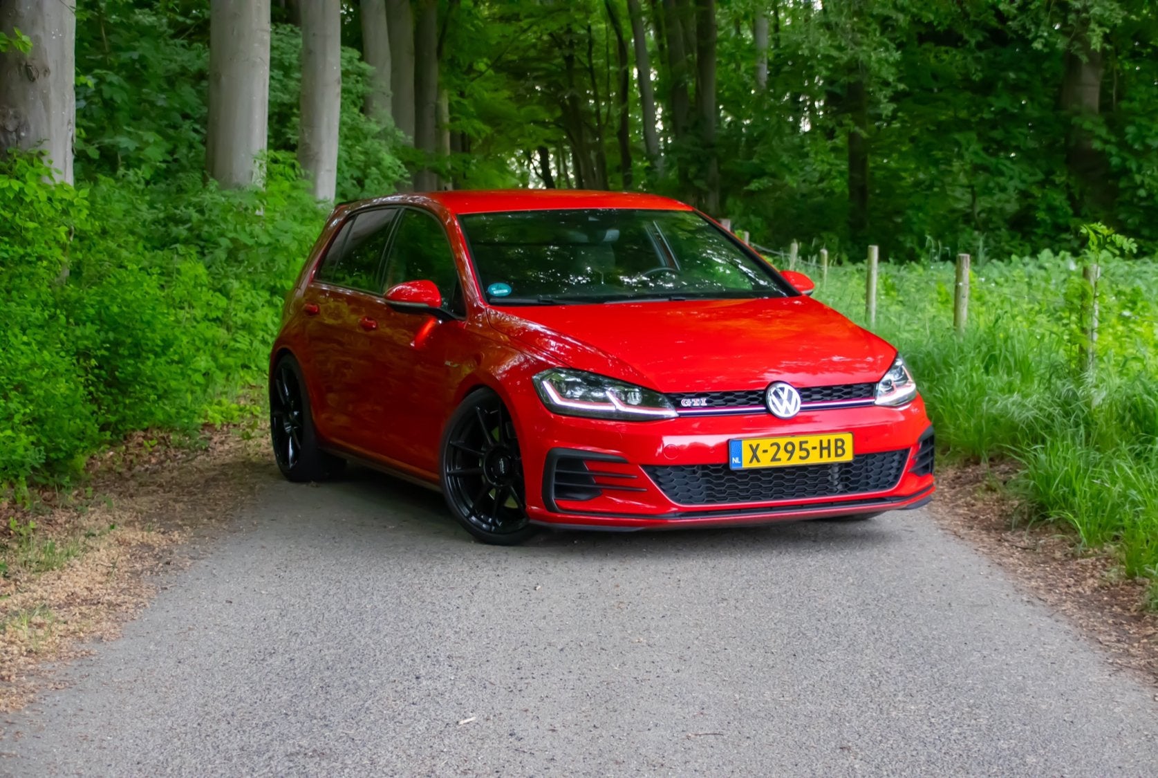 Volkswagen Golf 7.5 GTI Performance, Auto's, Stof, 4 cilinders, 1984 cc, Parkeerassistent