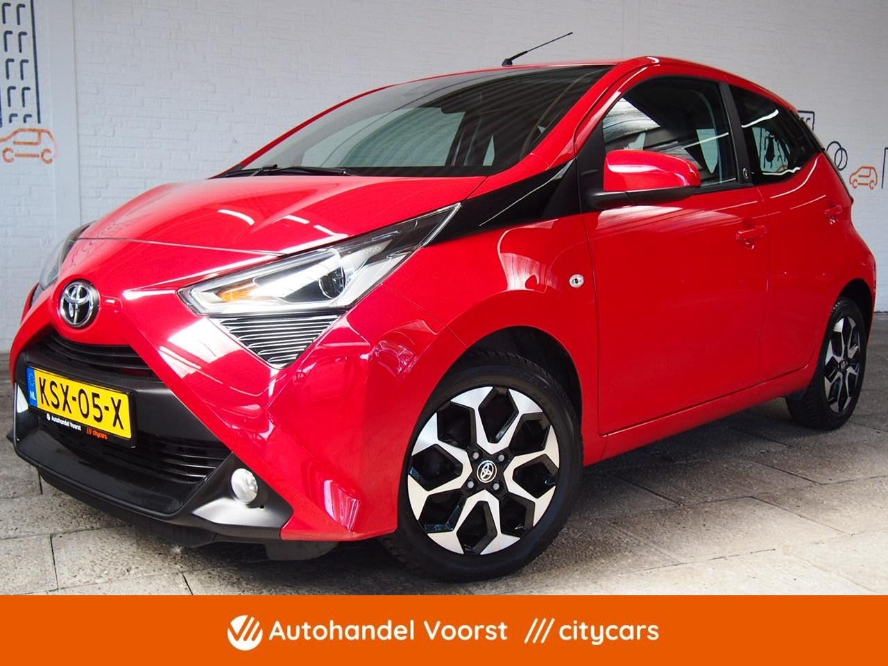 Toyota Aygo 1.0 VVT-i x-joy Automaat (APK:Nieuw) Carplay, Stof, Gebruikt, Met garantie (alle), 4 stoelen