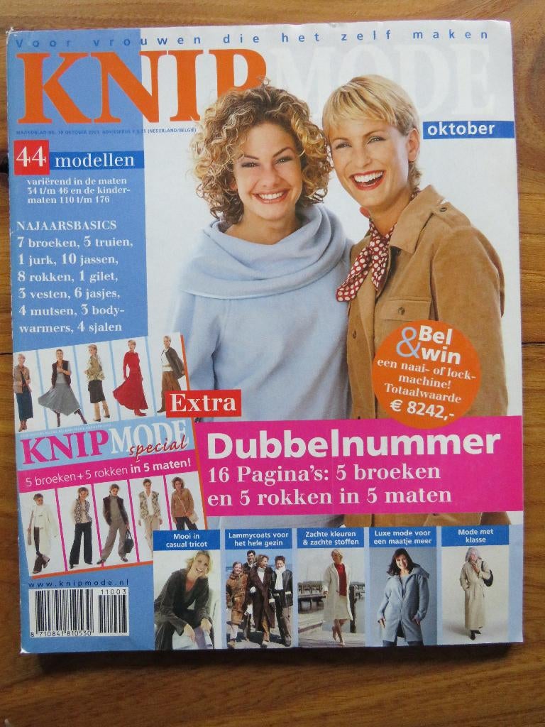 Knipmode oktober 2003 basics met extra special, Ophalen of Verzenden, Zo goed als nieuw, Vrouw, Knipmode