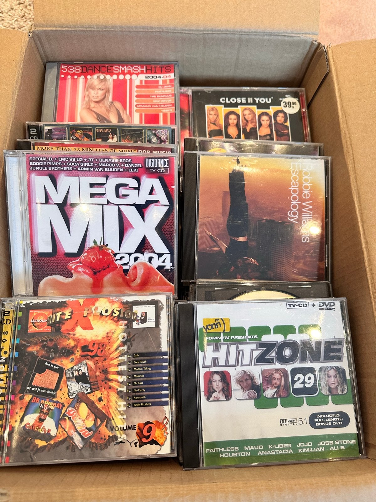 DIVERSE CD’S / DIV ARTIESTEN doos vol, Gebruikt, Pop, Ophalen of Verzenden, Inclusief doosje