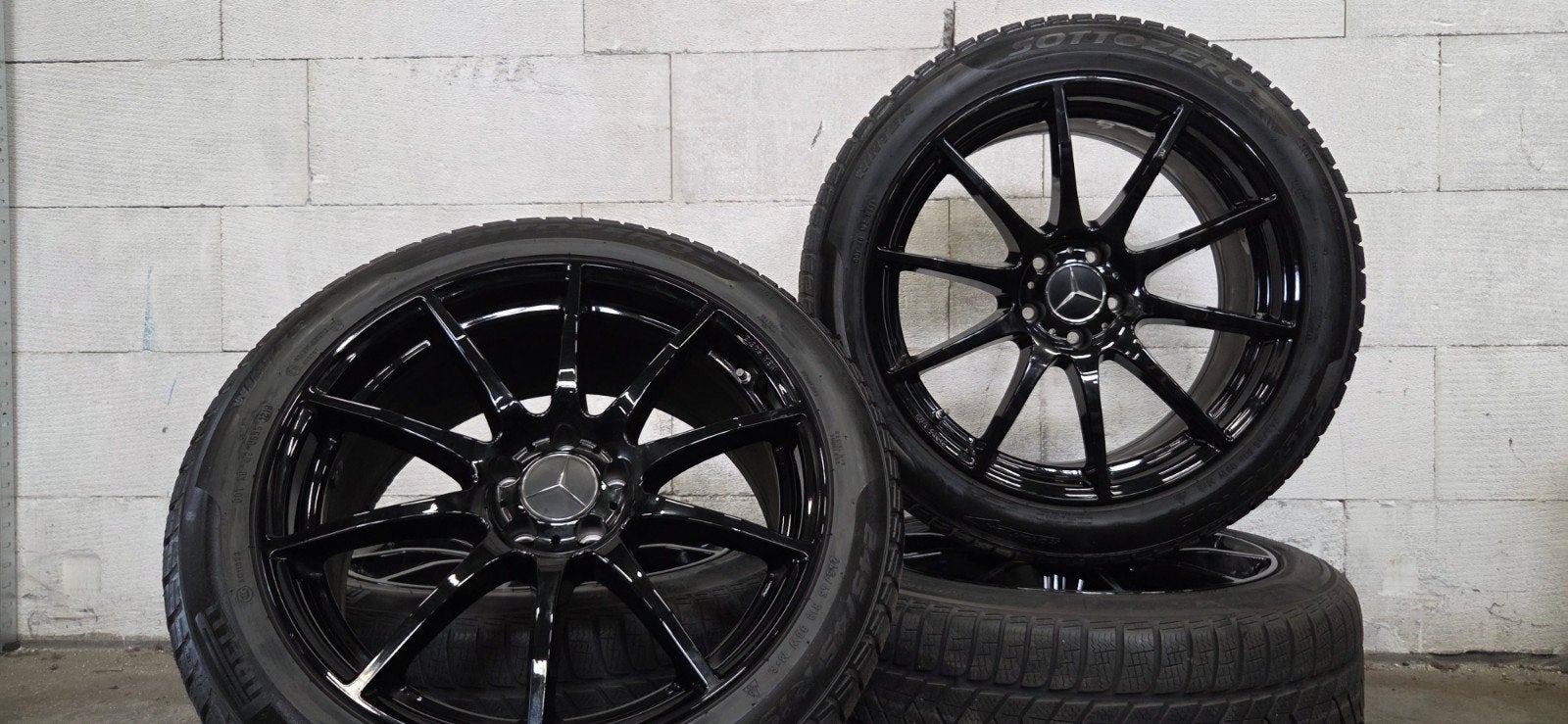 19" Mercedes S-klasse W222 velgen Pirelli winterbanden TPMS, 19 inch, Banden en Velgen, V, Personenwagen